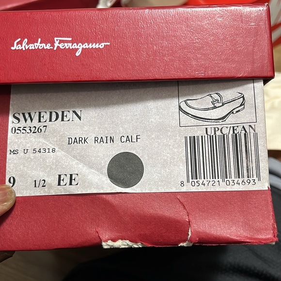 Salvatore Ferragamo - Picture 5 of 6